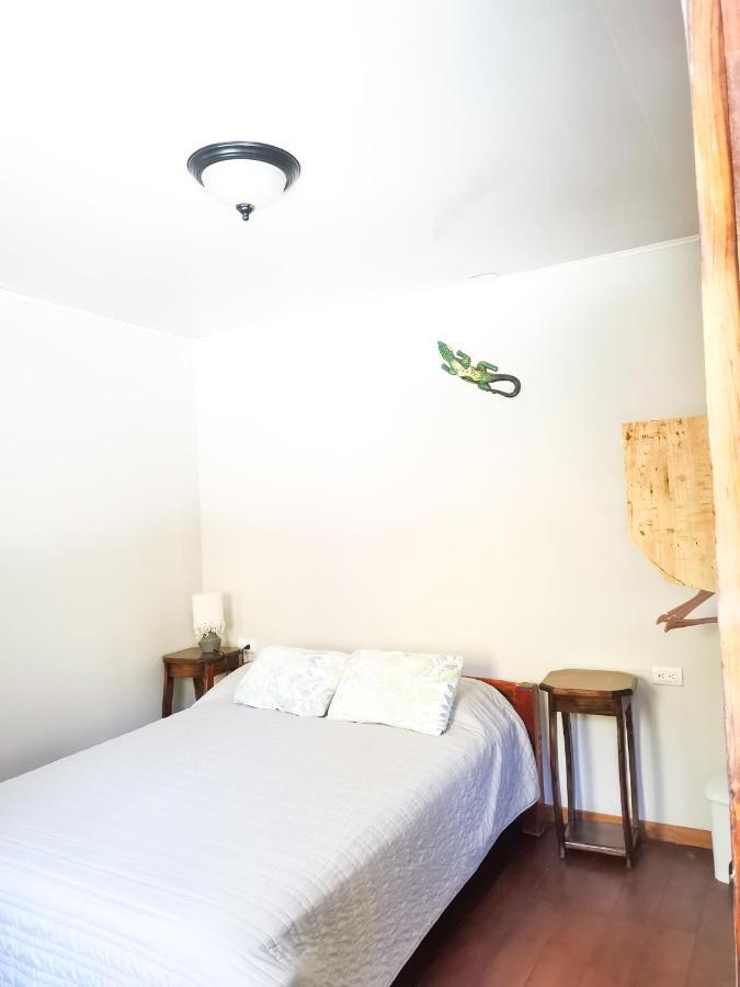 Casita Happy Feet And Tours Corcovado 호텔 Drakes Bay 외부 사진